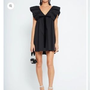 o.p.t
Didi Dress l BLACK l MEDIUM